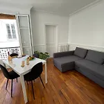 Apartment Elegant Parisian Apartment, Marais-bastille *