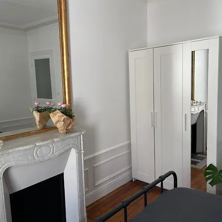 Elegant Parisian Apartment, Marais-bastille *